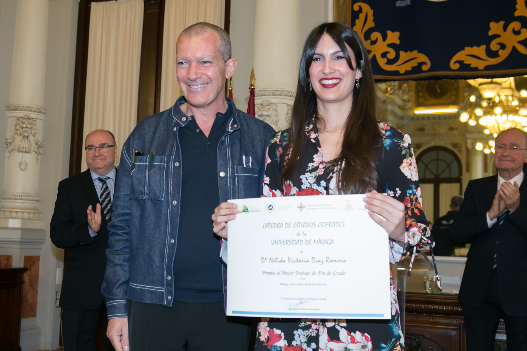 Primer Premio de Investigación Nélida Victoria Díaz Romero